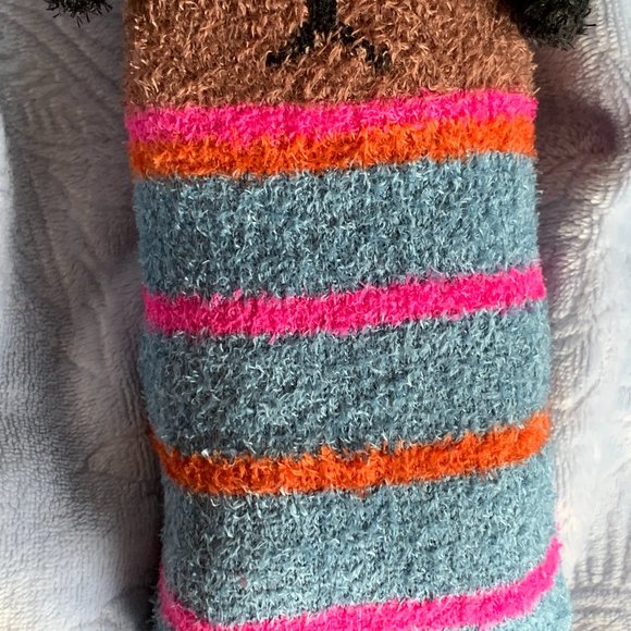 ⭐️HOST PICK⭐️ Plush Over-the-knee Furry Puppy Socks-NWT - Picture 13 of 15